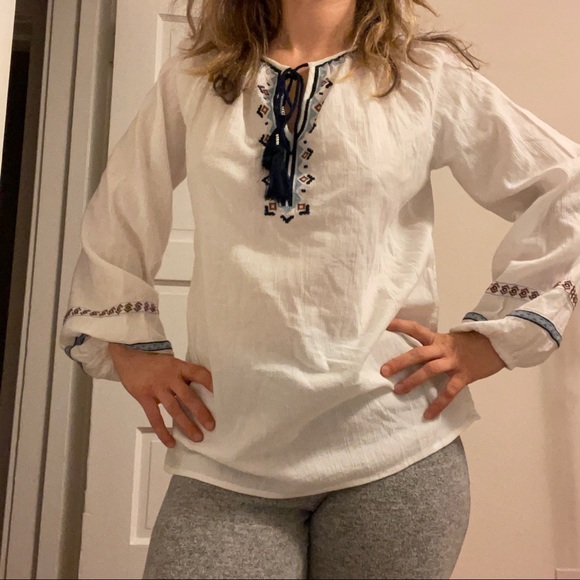 Lord and Taylor Top - Picture 9 of 9